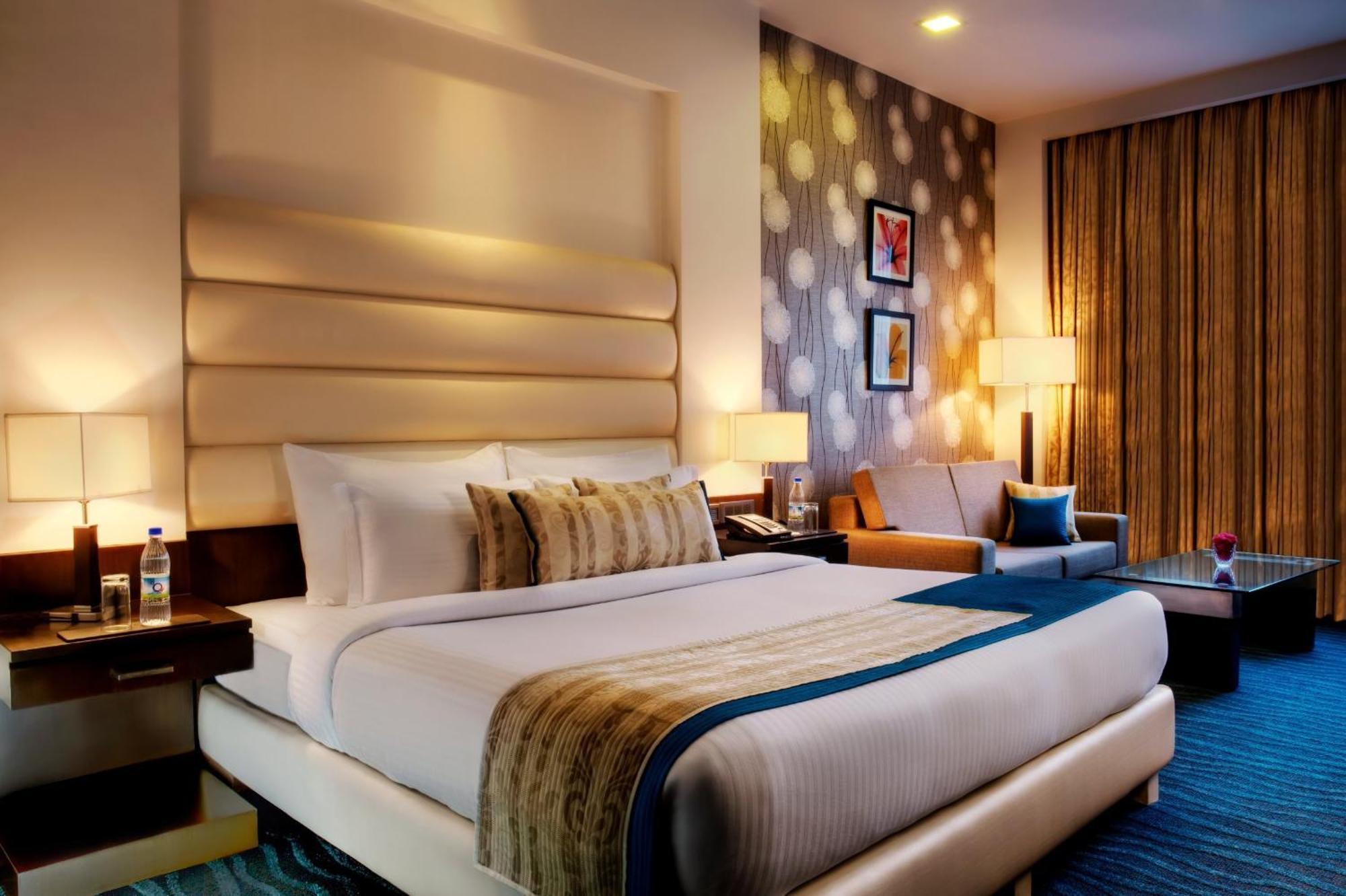 Golden Tulip Bhiwadi Hotel Екстериор снимка
