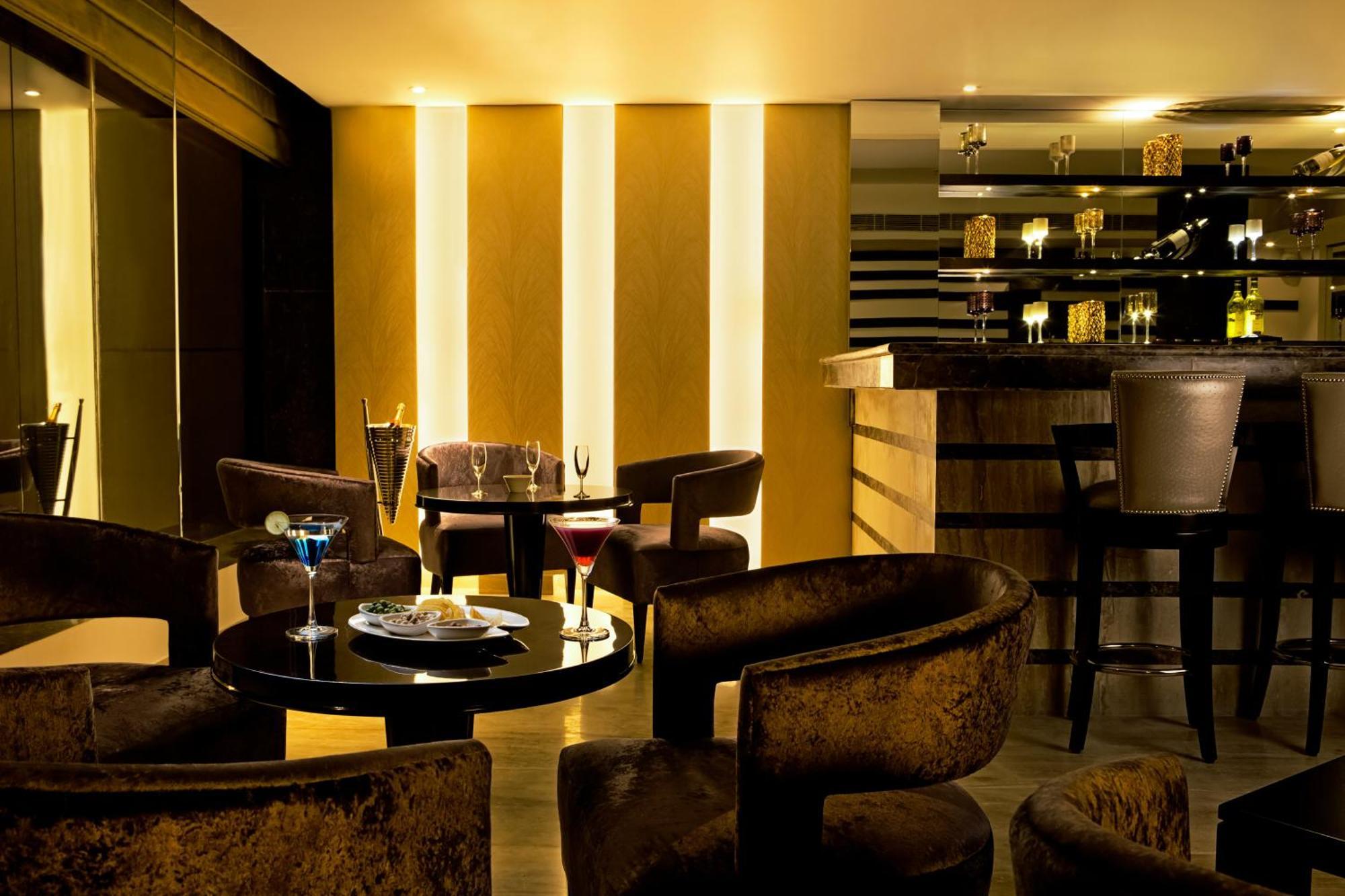 Golden Tulip Bhiwadi Hotel Екстериор снимка
