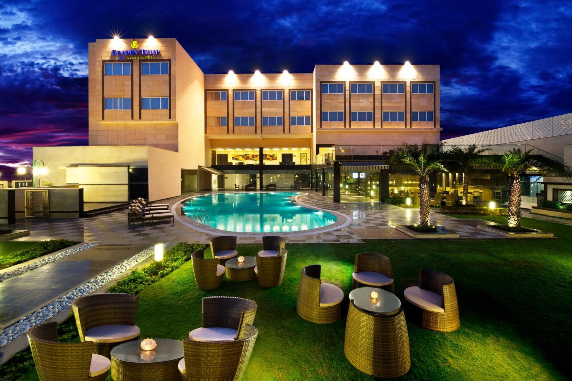 Golden Tulip Bhiwadi Hotel Екстериор снимка