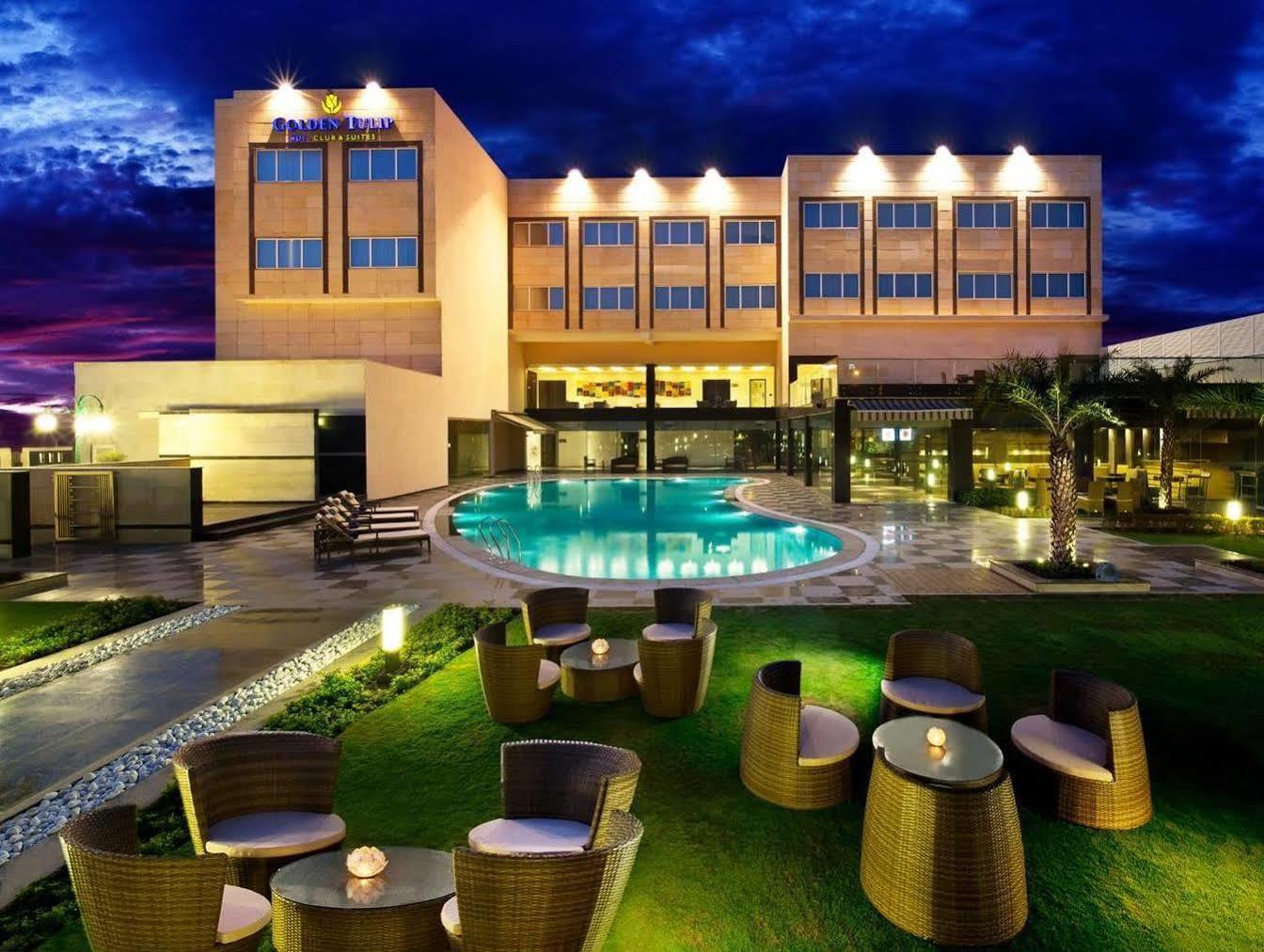 Golden Tulip Bhiwadi Hotel Екстериор снимка