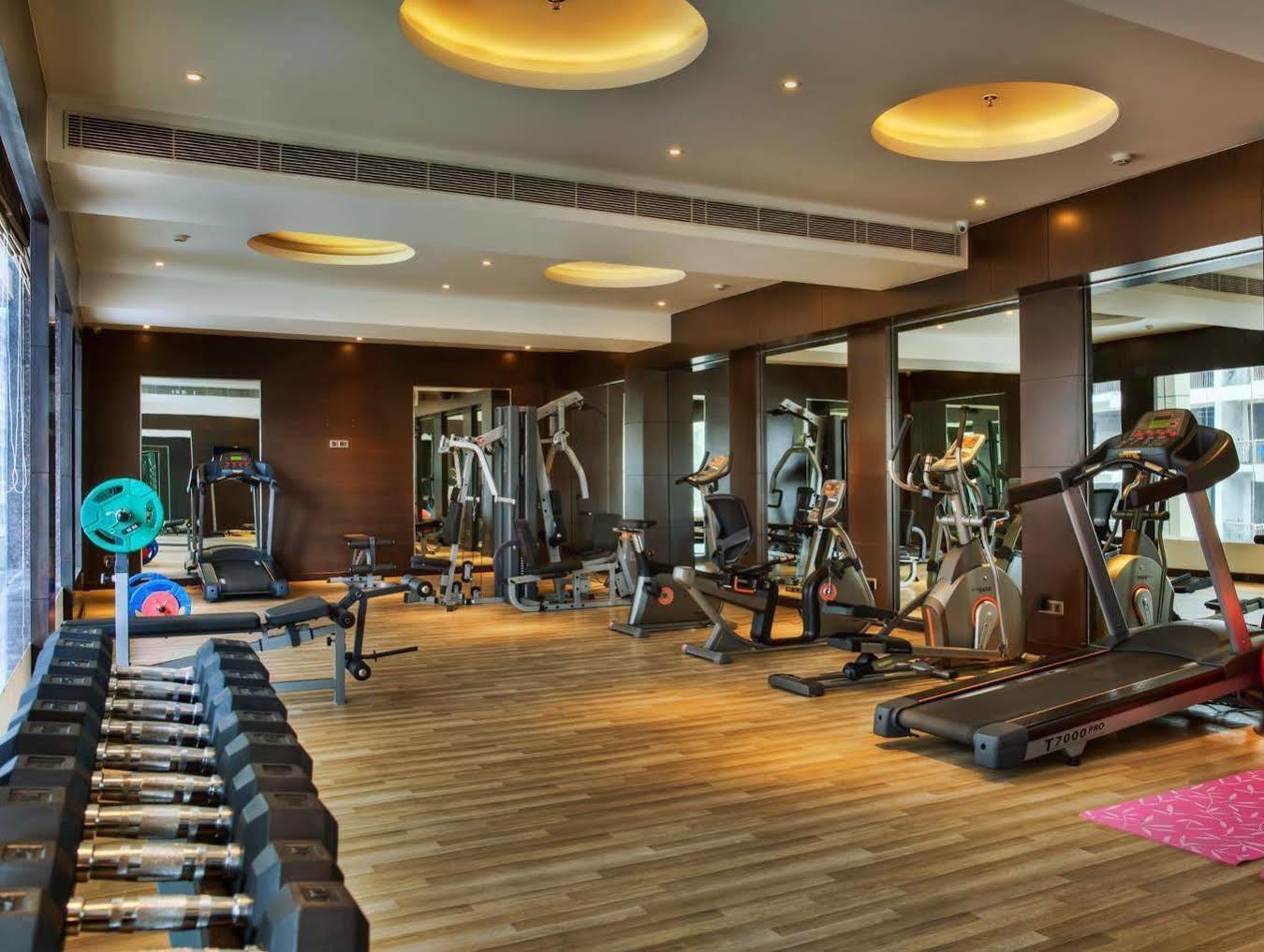 Golden Tulip Bhiwadi Hotel Екстериор снимка