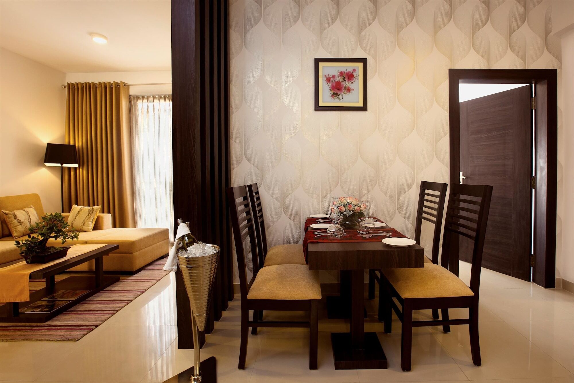 Golden Tulip Bhiwadi Hotel Екстериор снимка